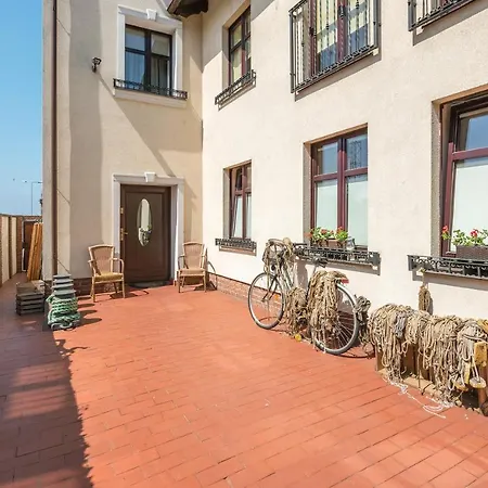 & Restaurant Admiral Nelson