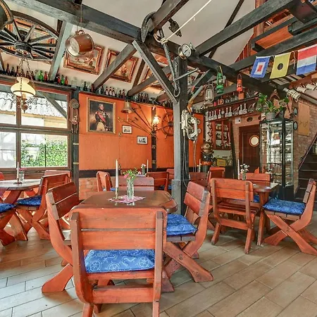 & Restaurant Admiral Nelson