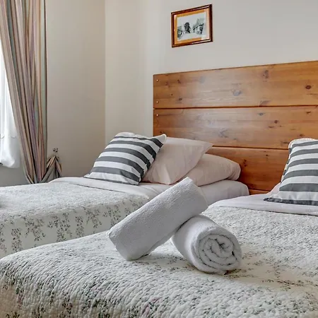 ヴィラ & Restaurant Admiral Nelson ヘル