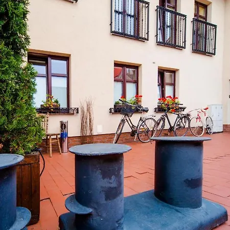 & Restaurant Admiral Nelson ヴィラ