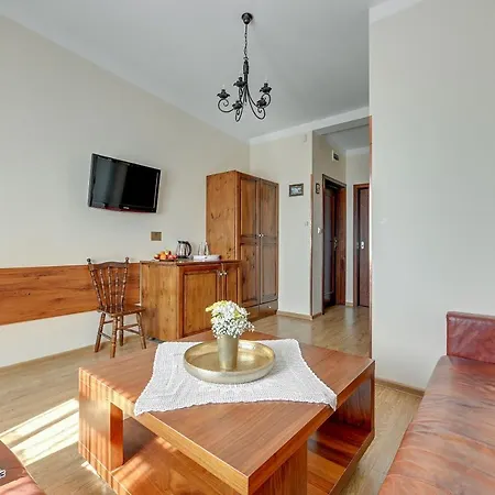 Villa & Restaurant Admiral Nelson Hel