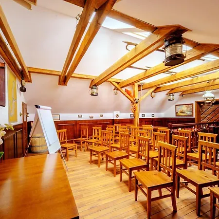 Villa & Restaurant Admiral Nelson