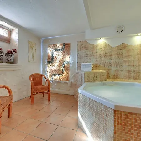 & Restaurant Admiral Nelson *