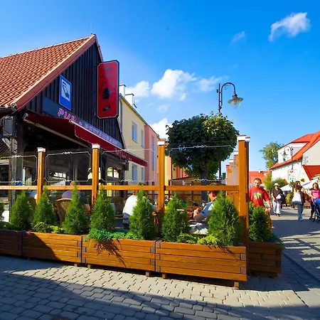 & Restaurant Admiral Nelson *