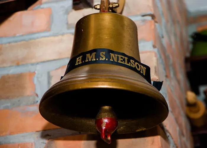 & Restaurant Admiral Nelson Willa *