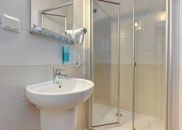 Willa & Restaurant Admiral Nelson *