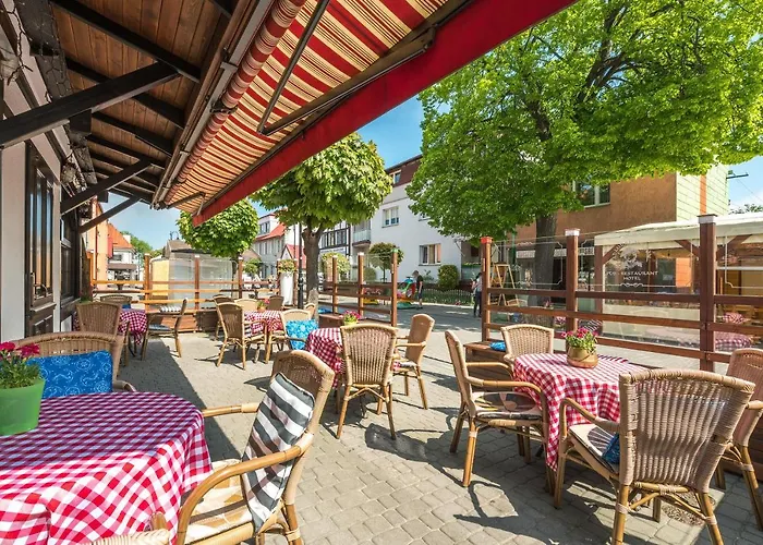 & Restaurant Admiral Nelson Willa