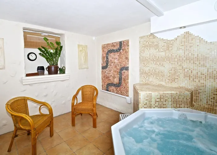 Willa & Restaurant Admiral Nelson *