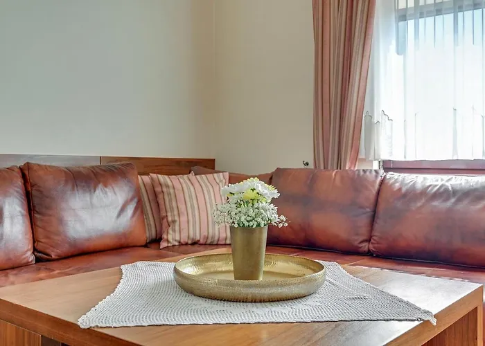 & Restaurant Admiral Nelson * Hel